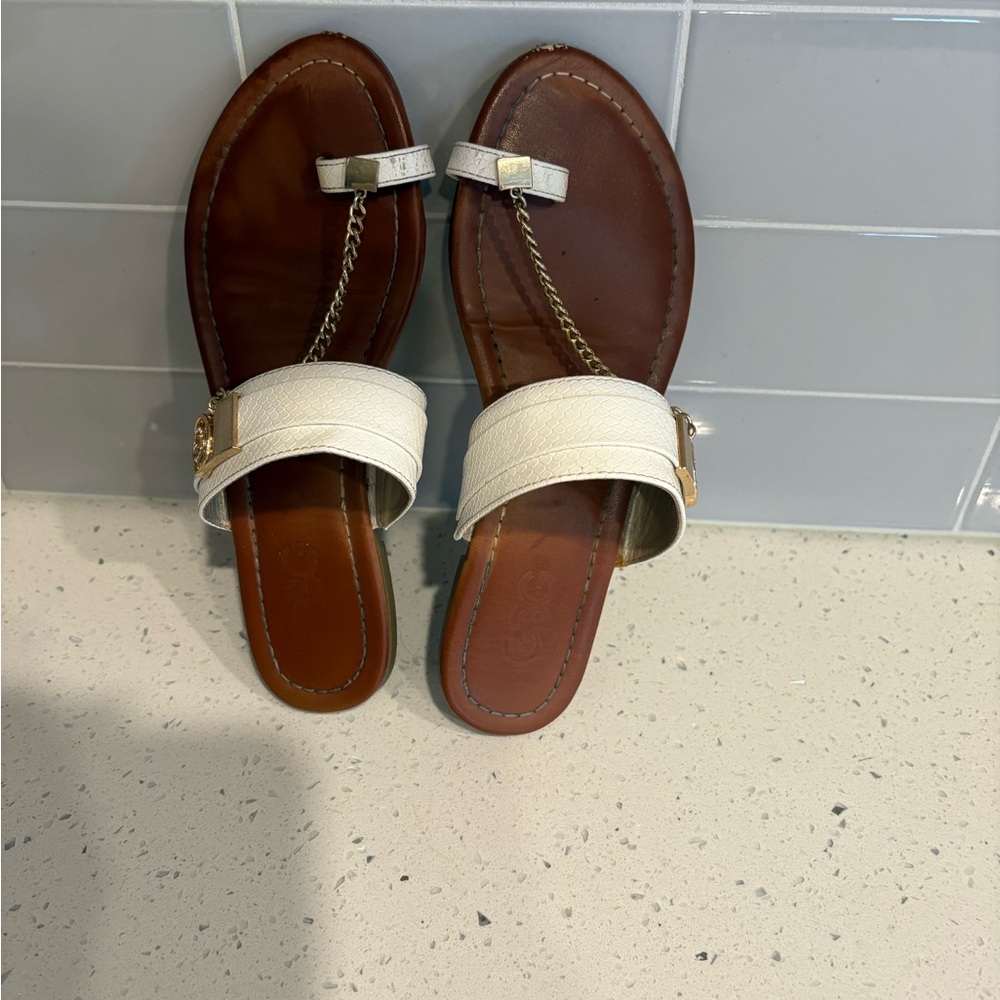 White and Brown Leather Sandals with Toe Loop